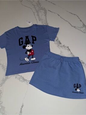 GAP Girls Disney Mickey Mouse Outfit NWT Size 8